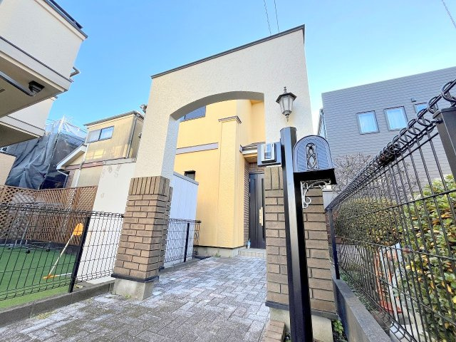 昭島市緑町２丁目の中古一戸建の外観