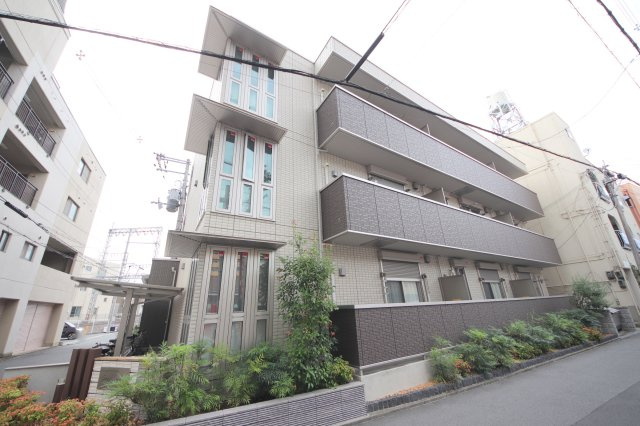 グラン ウーヴェルトの外観