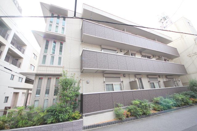 グラン ウーヴェルトの外観