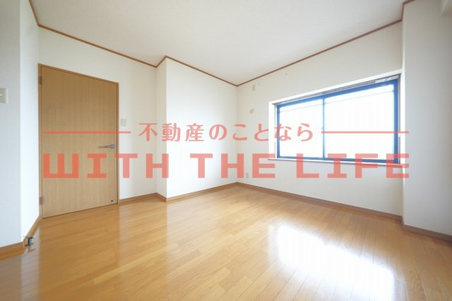 エスペランサフルール【キャッシュバック対象物件】の洋室|コンパクトで使いやすい洋室です