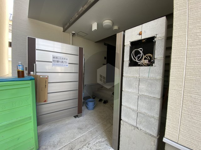フジパレス俊徳道WESTのエントランス