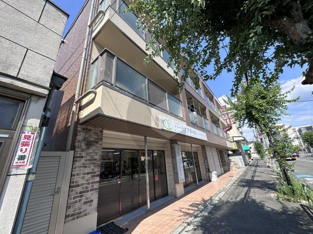 K court Nakakosakaの外観