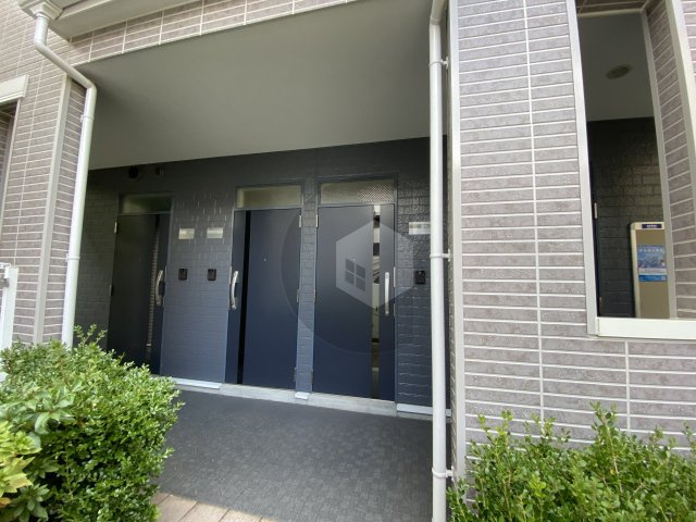 メゾンアイリス2のエントランス