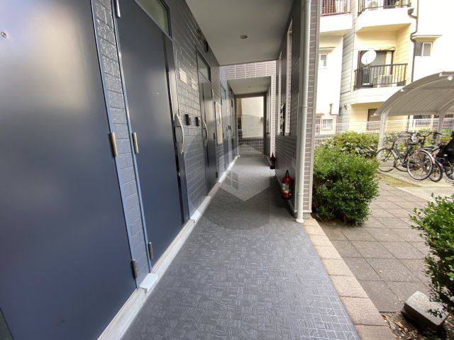 メゾンアイリス2のロビー