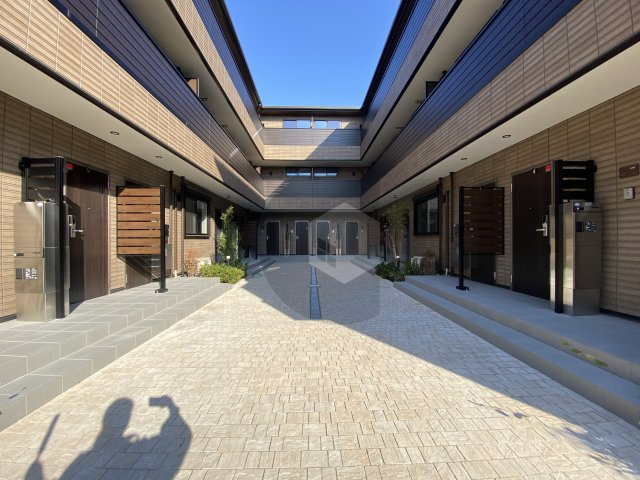 フォレストメゾン南鴻池のロビー