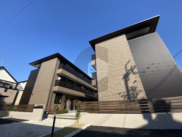 フォレストメゾン南鴻池の外観