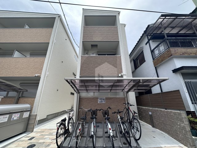 クリエオーレ衣摺2の外観