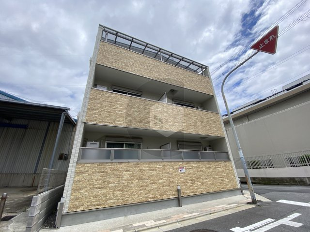 ピレーネ近江堂の外観