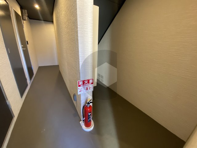 badge長瀬ウエストのロビー