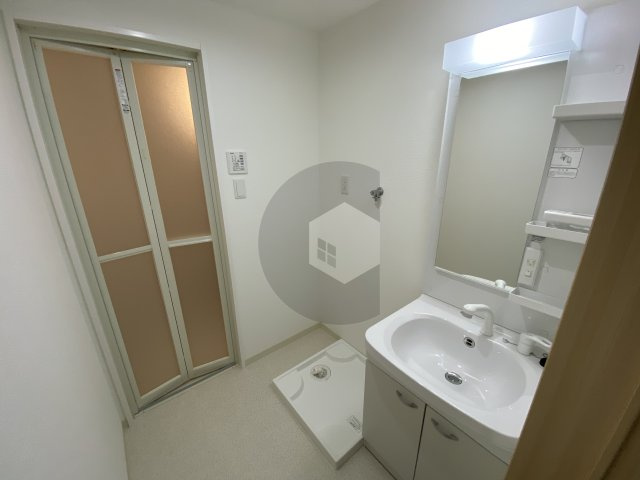 東大阪市友井４丁目のアパートの洗面所