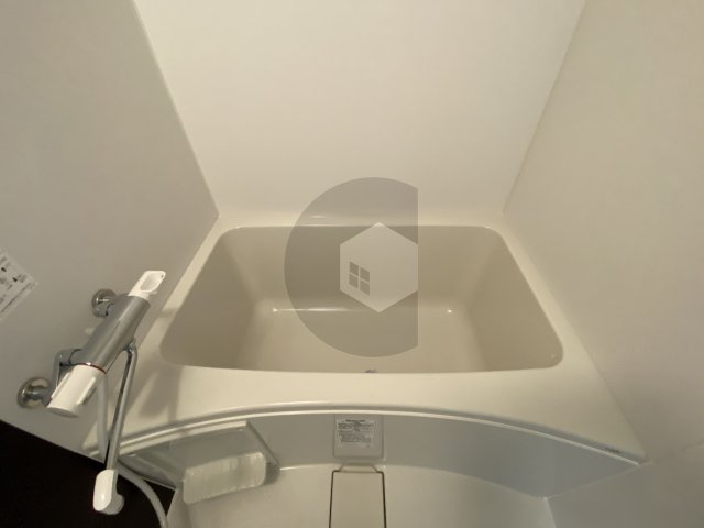 東大阪市友井４丁目のアパートの浴室