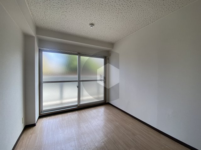 Mプラザ菱江の寝室