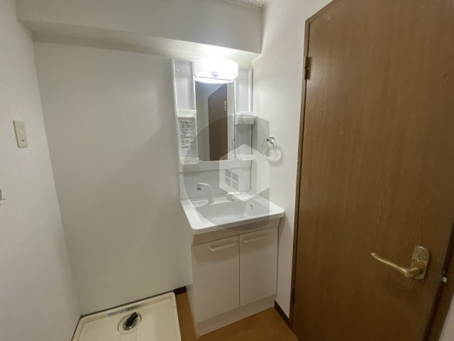 Mプラザ菱江の独立洗面台