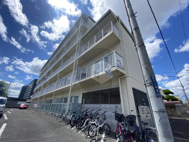 Mプラザ菱江の外観