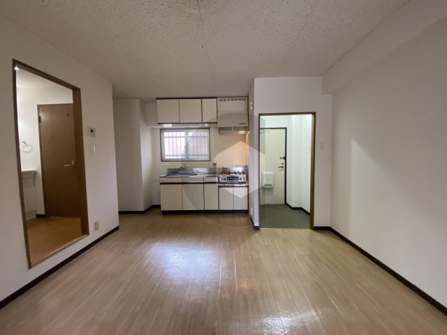 Mプラザ菱江の内装