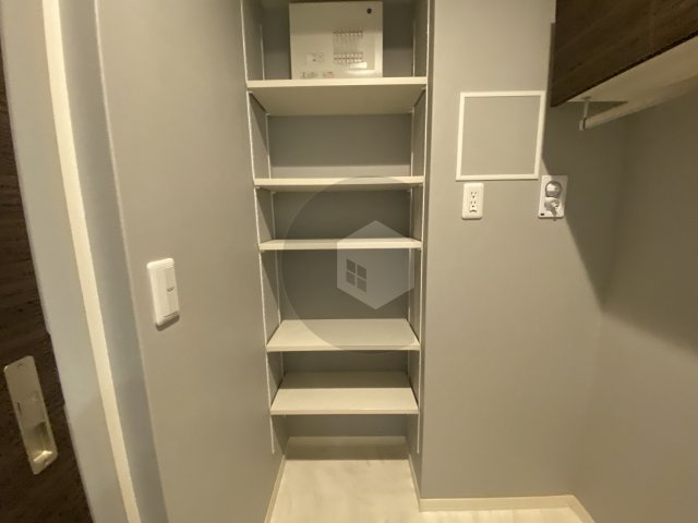 シャーメゾン菱屋東の収納