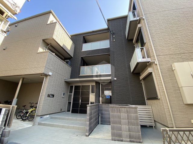 シャーメゾン菱屋東の外観