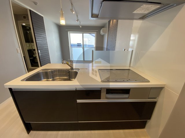 シャーメゾン菱屋東のキッチン