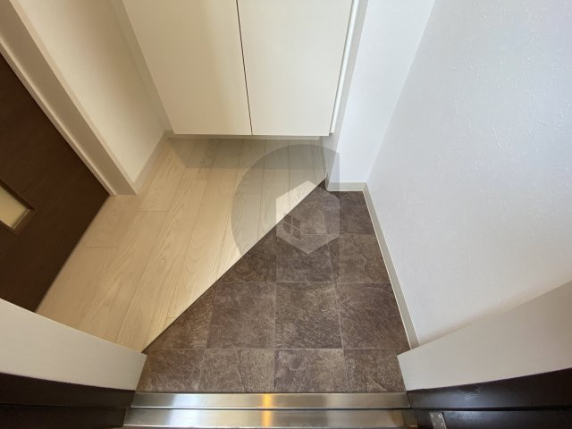 Muses花園本町の玄関