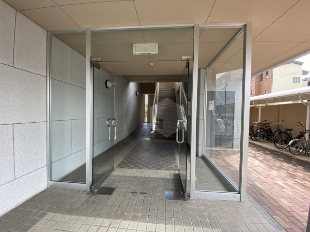 シャンエストのエントランス