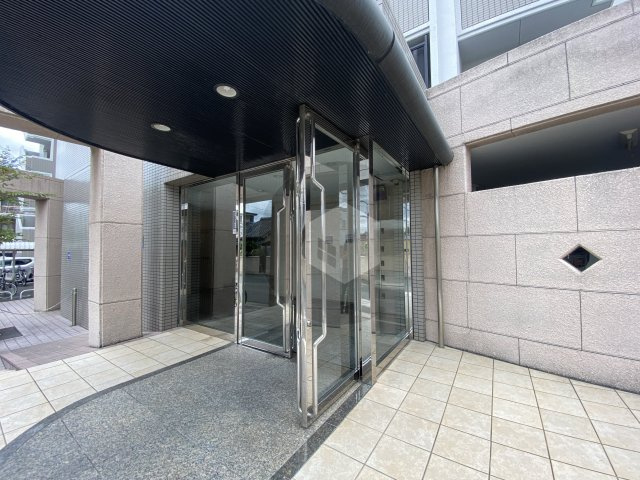 グランドールKのエントランス