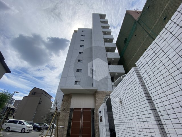 オリーブスクエアの外観