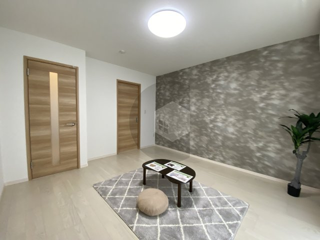 KTIレジデンス河内花園の居間・リビング