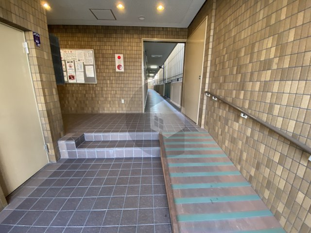 キャロル・ハイムのロビー