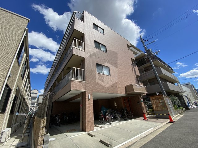 アクティブ・オクダの外観