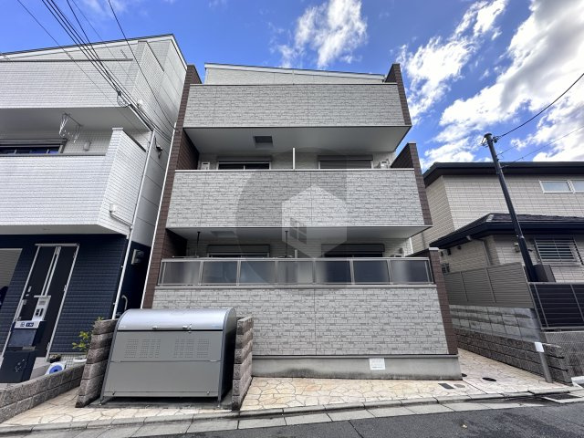 セレニティ若江東町の外観
