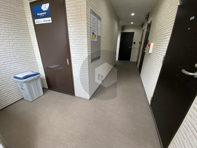 ルミエール鴻池新田のロビー