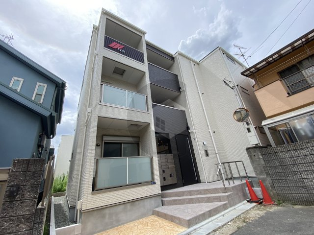 ルミエール鴻池新田の外観