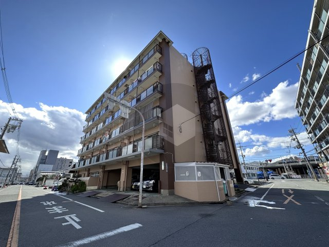 PSハイツの外観