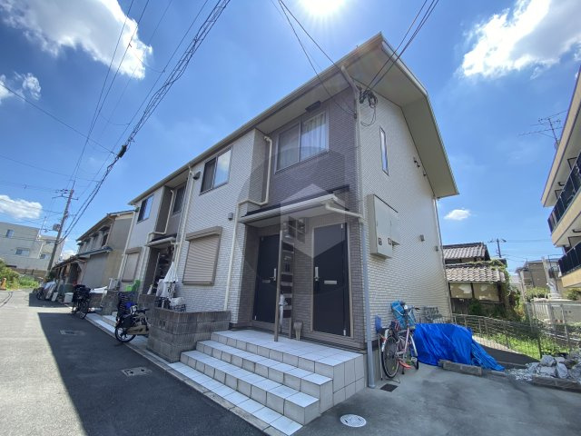 リヴェール若江の外観