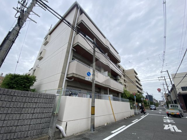 坂田マンションの外観