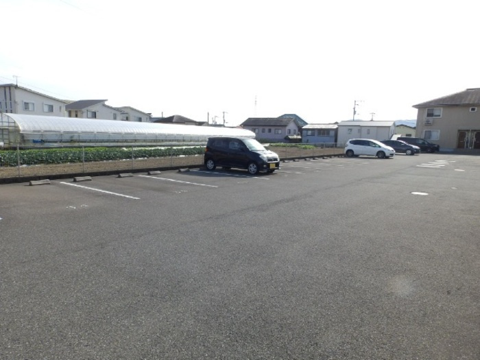 コンフォート Ⅲの駐車場|駐車場