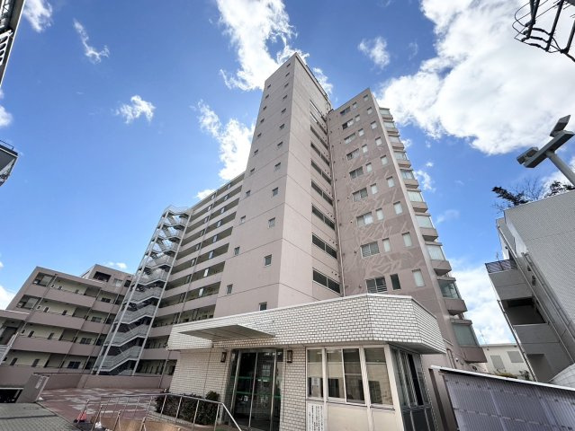 五輪パークマンションの外観