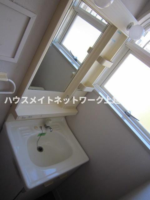 ヒルトップハイツの独立洗面台|洗面化粧台