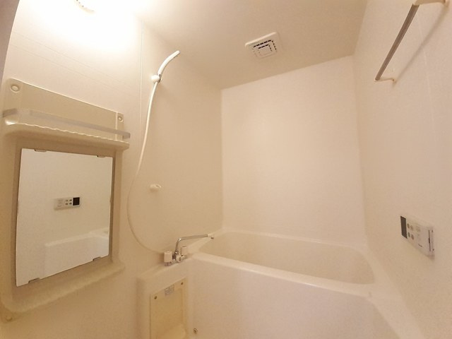 ソレアードⅡの浴室