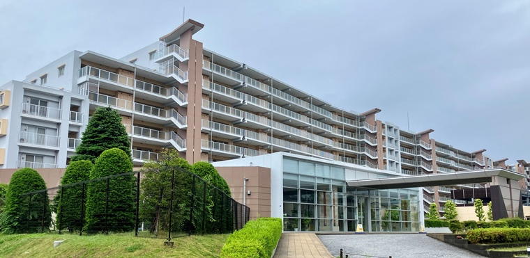 ゼファーアートフィールズ　フェアステージの外観