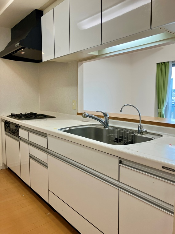 ゼファーアートフィールズ　フェアステージのキッチン