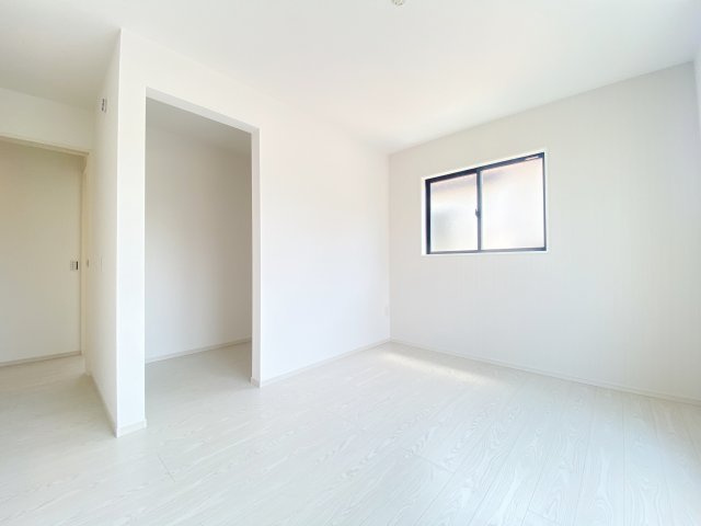 『八王子市新築戸建て』八王子市緑町758-19【仲介手数料無料】　６期の洋室|～仲介手数料無料☆八王子ひなた不動産～八王子市緑町　新築戸建て
