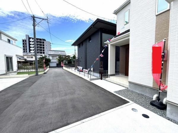 宮崎市太田１期ー２　新築戸建のキッチン|【キッチン】
水ハネ音を抑えた静音仕様のシンクを採用！浄水器付きです！（同仕様写真）