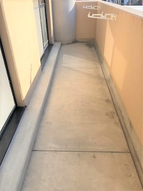 エスペランサフルールのバルコニー|開放的で明るい空間を演出してくれるバルコニーです