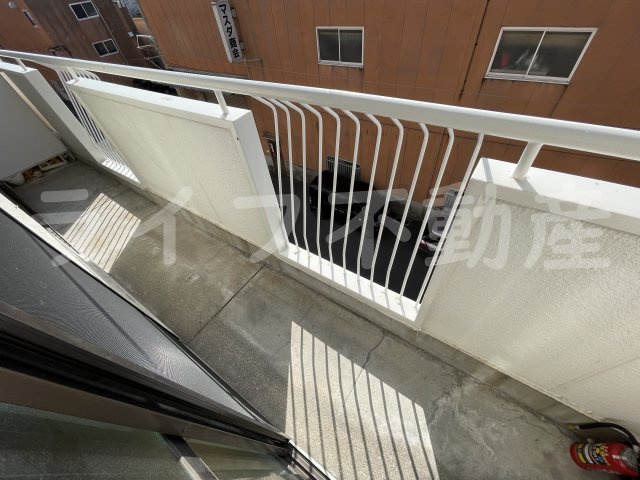 第一高山ハイツのバルコニー