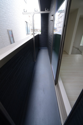 【バルコニー】 | 座間市相模が丘４丁目　新築戸建て　全２棟【仲介手数料無料】