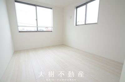 【洋室】 | 座間市相模が丘４丁目　新築戸建て　全２棟【仲介手数料無料】 | 3階　洋室2（6.0帖）