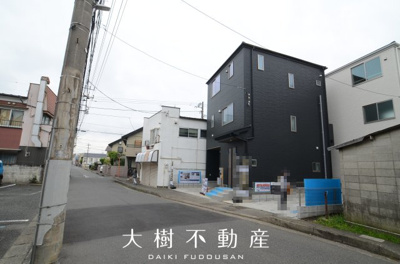 【前面道路含む現地写真】 | 座間市相模が丘４丁目　新築戸建て　全２棟【仲介手数料無料】