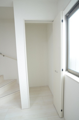 【収納】 | 座間市相模が丘４丁目　新築戸建て　全２棟【仲介手数料無料】