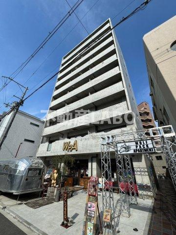 Wolf Pack Apartmentの外観